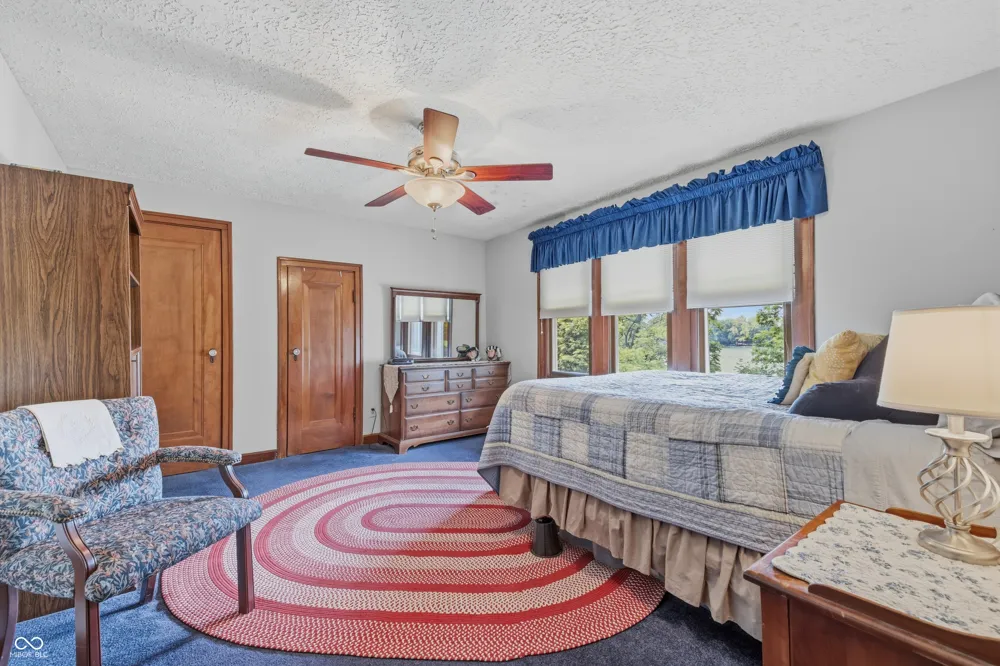 1701 Culbertson Shelbyville, IN 46176