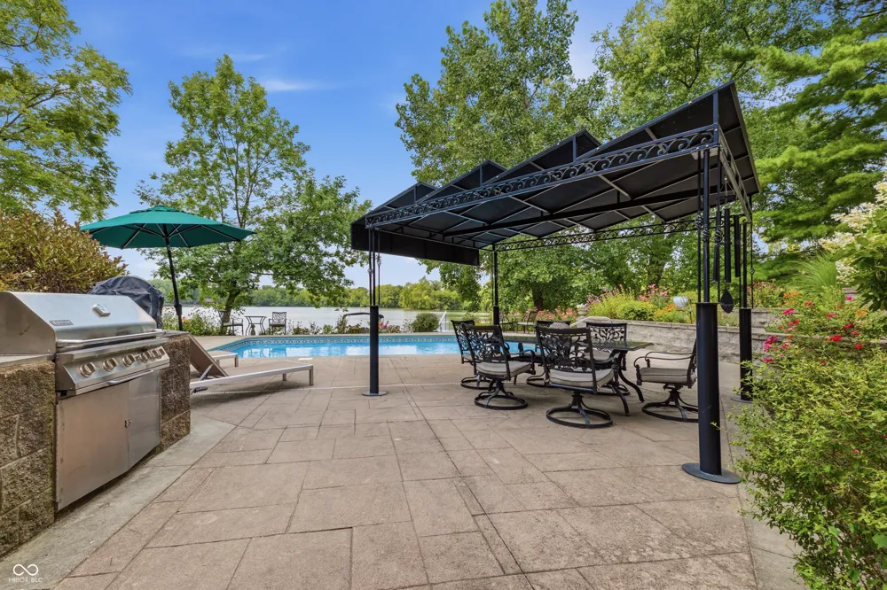 1701 Culbertson Shelbyville, IN 46176
