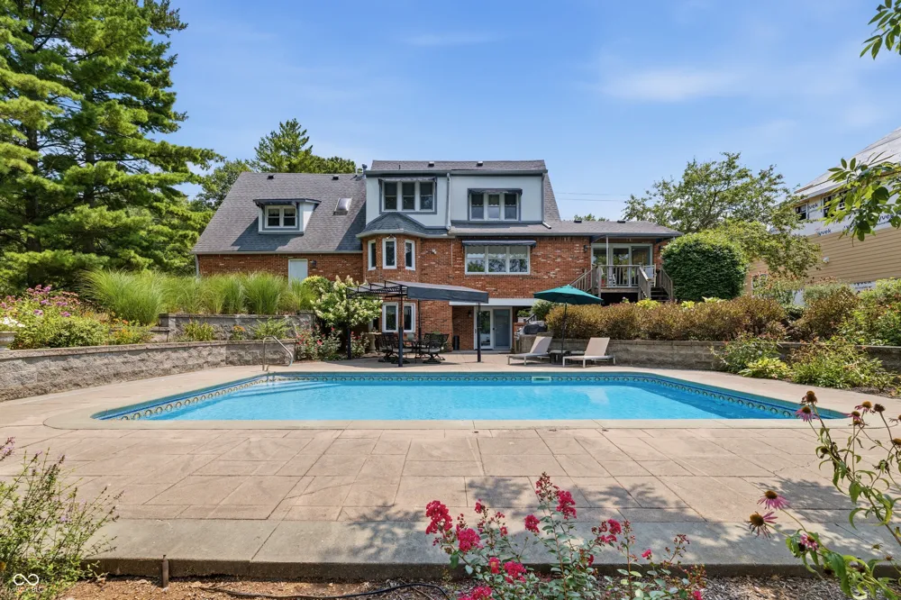 1701 Culbertson Shelbyville, IN 46176