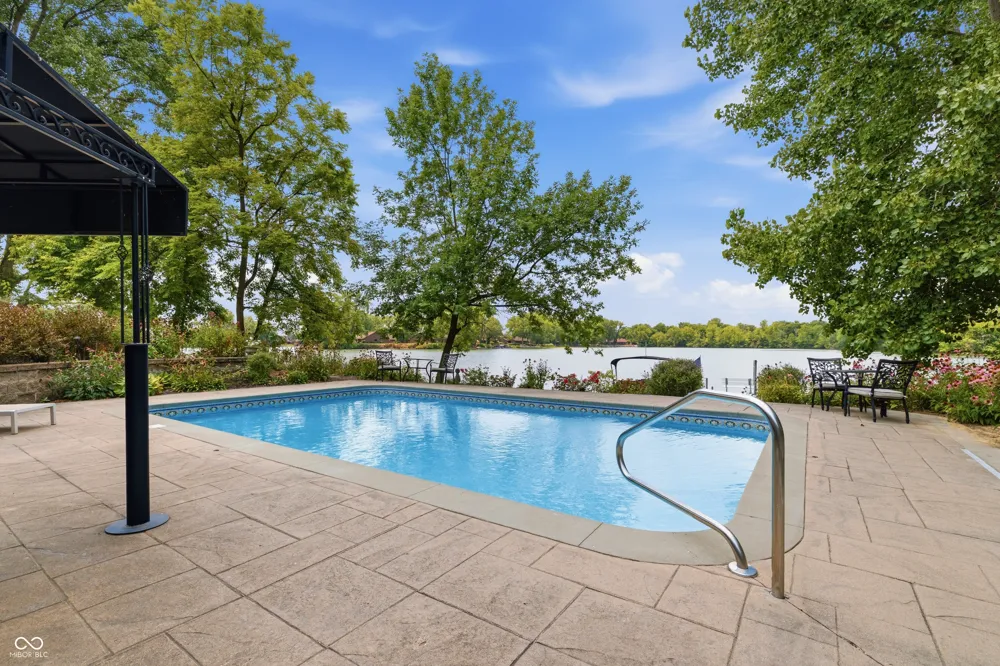 1701 Culbertson Shelbyville, IN 46176