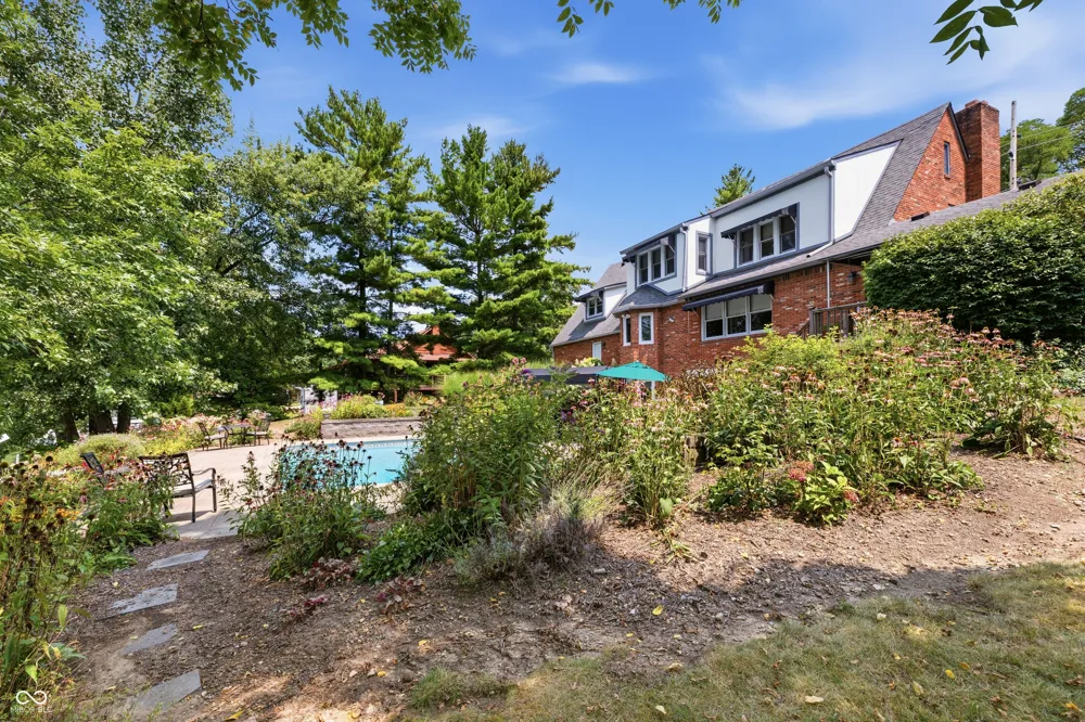 1701 Culbertson Shelbyville, IN 46176