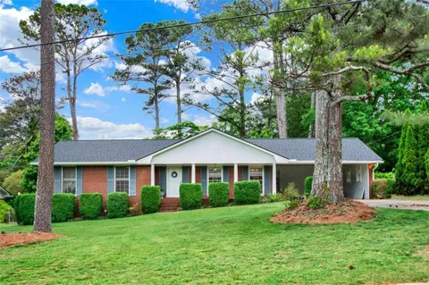 5597 Bob White Circle