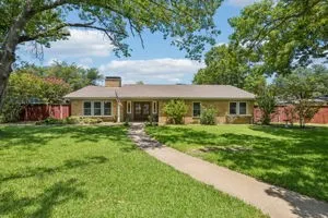 2301 Hill N Dale Drive