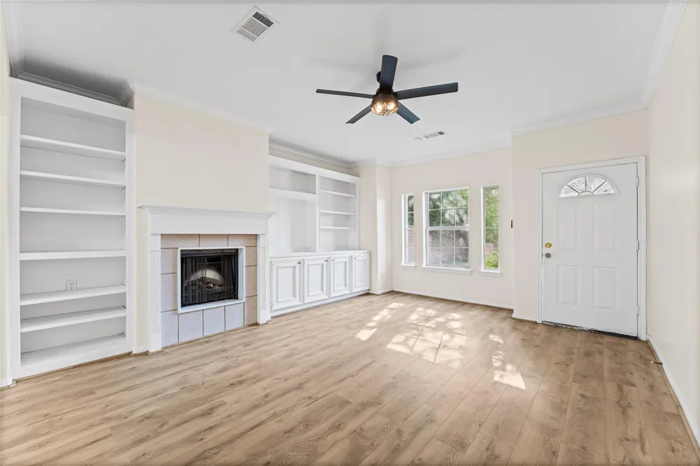 1310 E James Street #19 Baytown, TX 77520