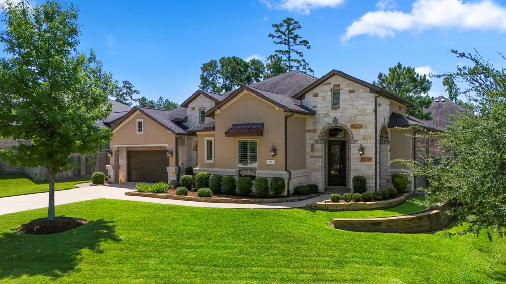 219 Chirping Squirrel Court Pinehurst, TX 77362