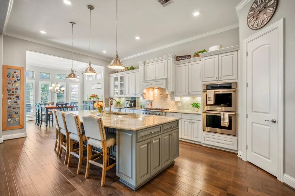 219 Chirping Squirrel Court Pinehurst, TX 77362