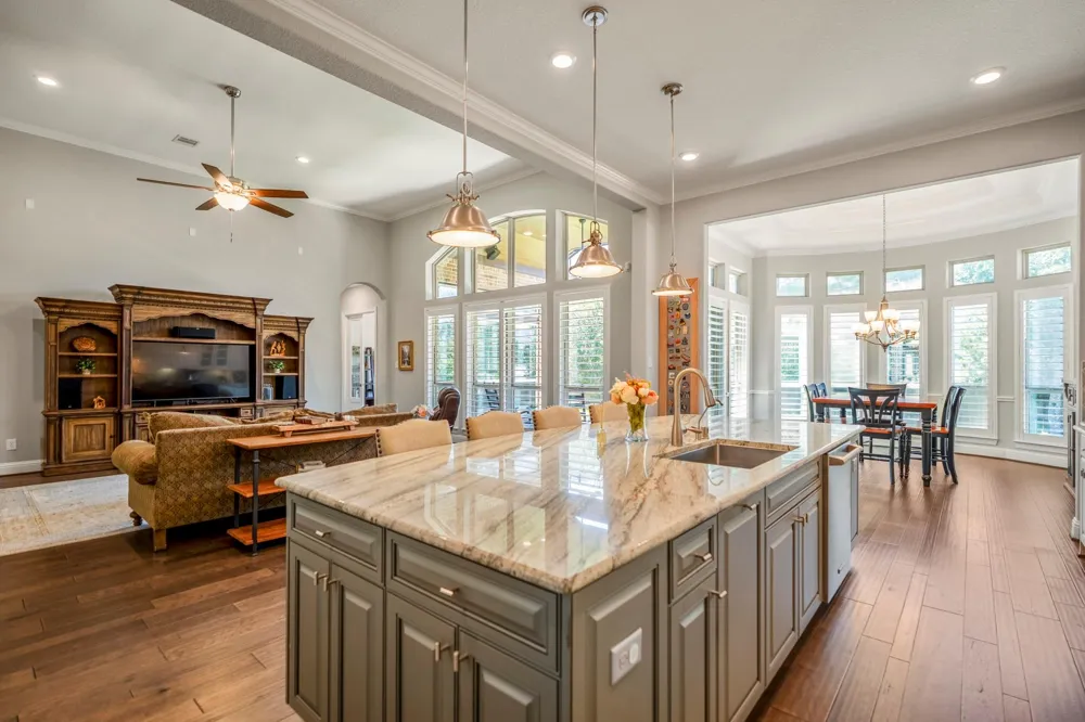 219 Chirping Squirrel Court Pinehurst, TX 77362