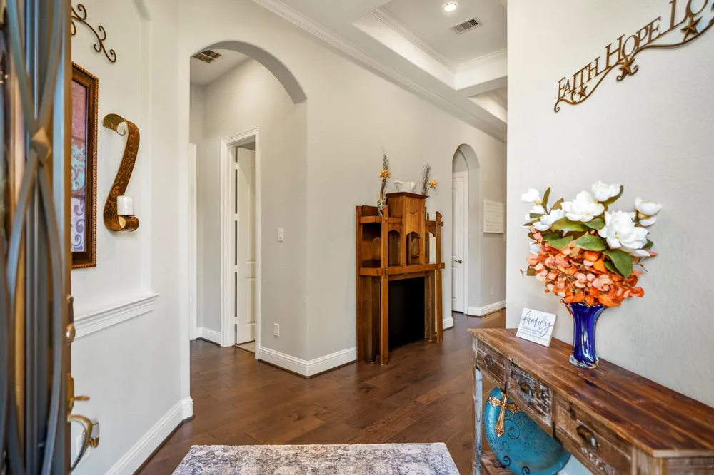 219 Chirping Squirrel Court Pinehurst, TX 77362
