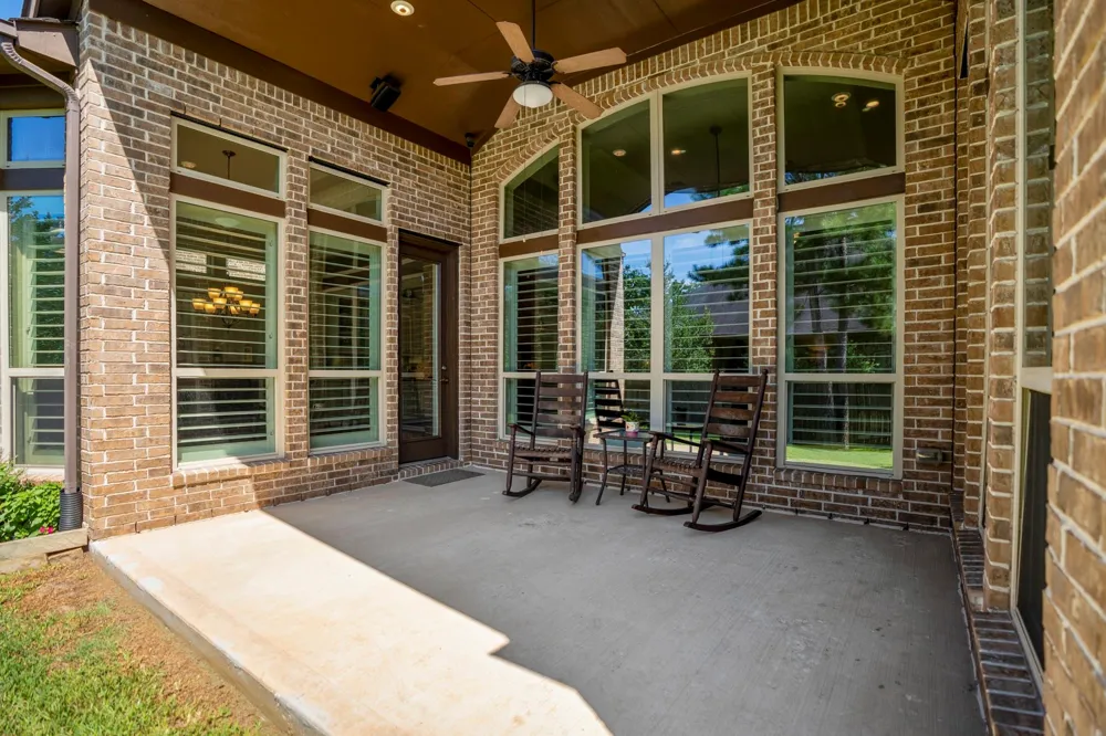 219 Chirping Squirrel Court Pinehurst, TX 77362
