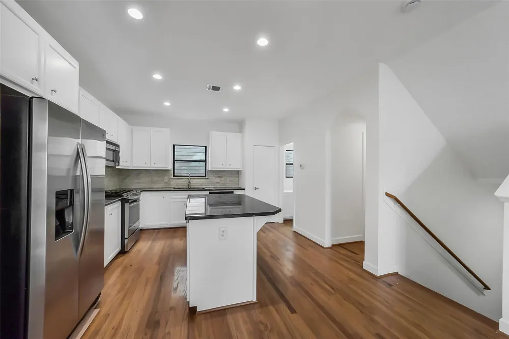 650 Westcross Street #70 Houston, TX 77018