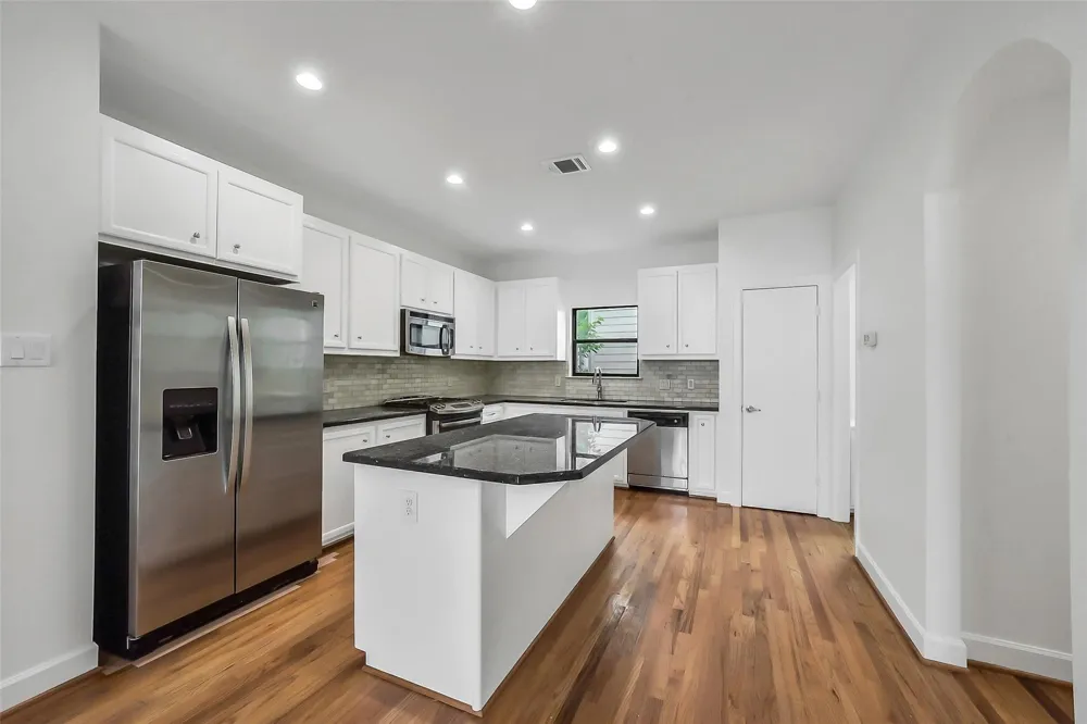 650 Westcross Street #70 Houston, TX 77018