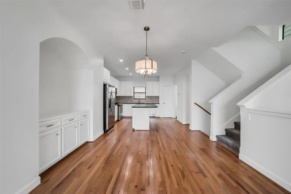 650 Westcross Street #70 Houston, TX 77018