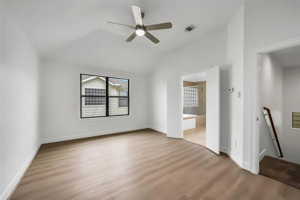 650 Westcross Street #70 Houston, TX 77018