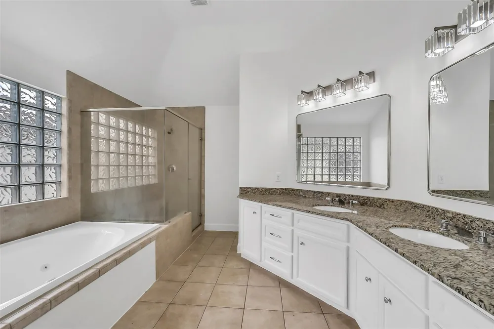650 Westcross Street #70 Houston, TX 77018