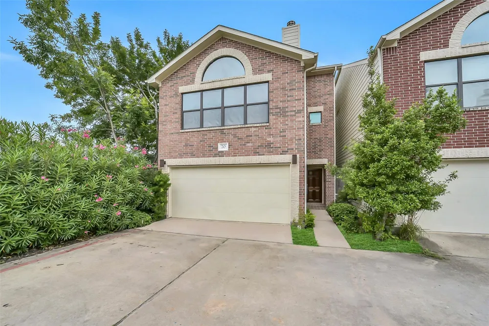 650 Westcross Street #70 Houston, TX 77018