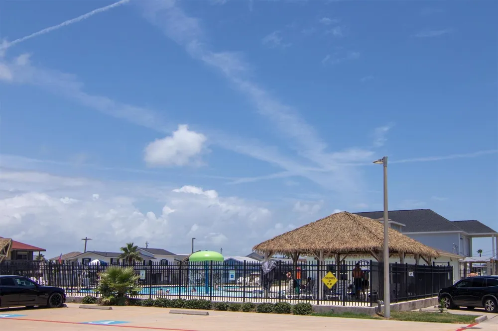 16502 Jamaica Inn Road Jamaica Beach, TX 77554