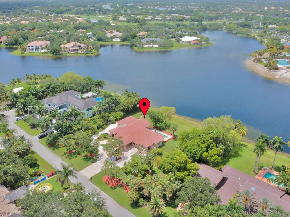 2710 Walkers way Weston, FL 33331