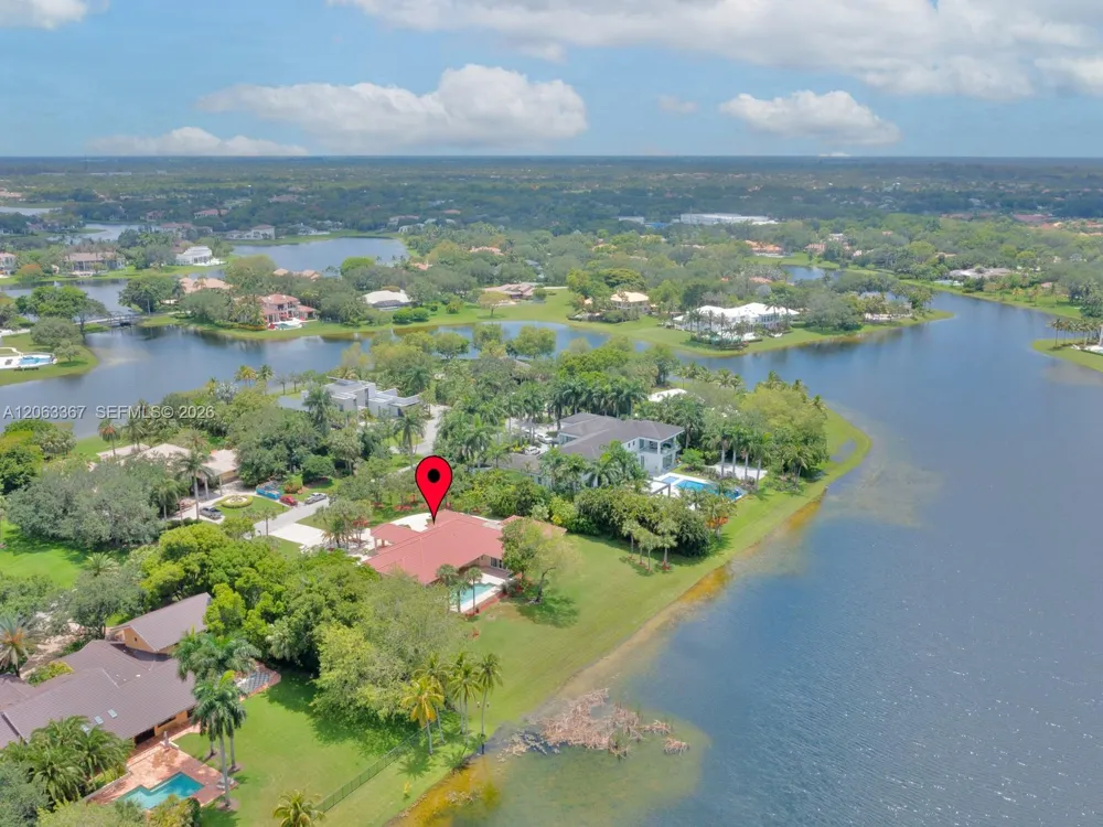 2710 Walkers way Weston, FL 33331