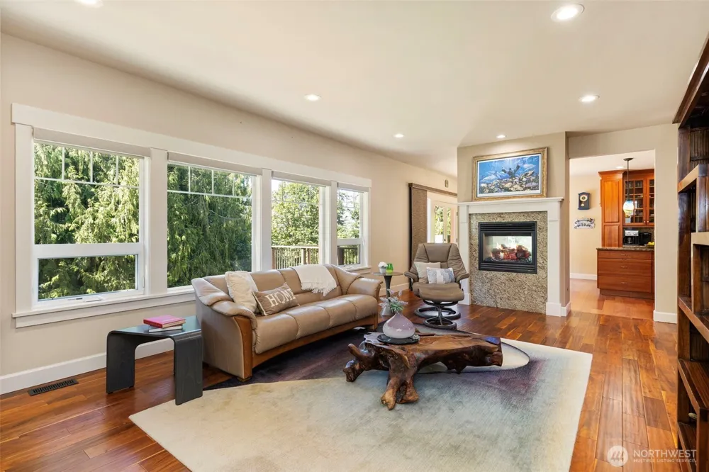 1956 NE Trail Way Poulsbo, WA 98370