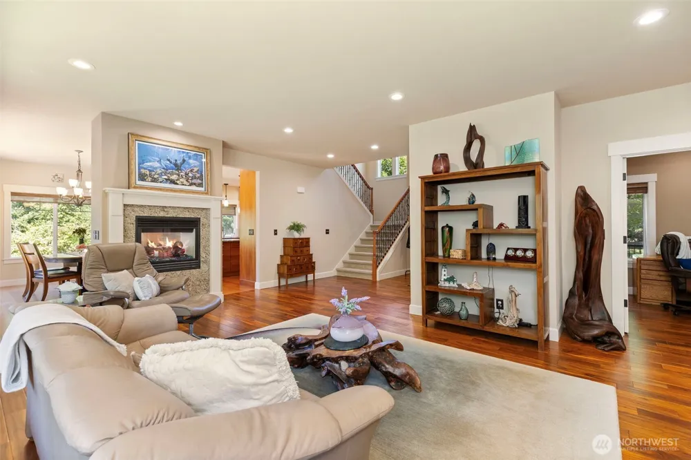 1956 NE Trail Way Poulsbo, WA 98370