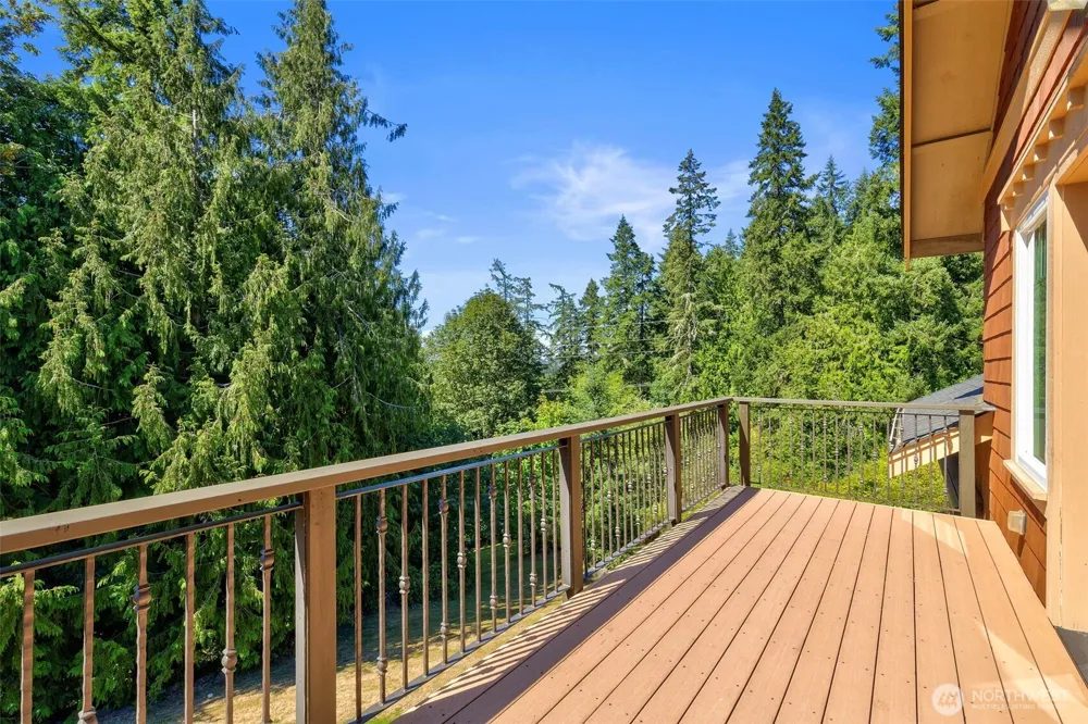 1956 NE Trail Way Poulsbo, WA 98370