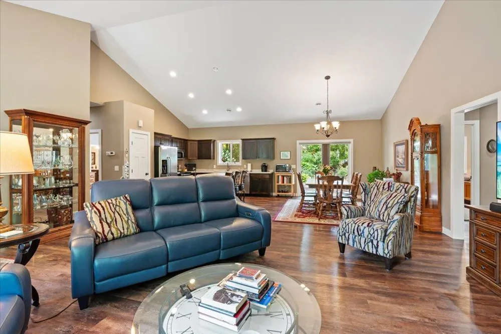 2356 Cottage Wood Drive SW Nisswa, MN 56468