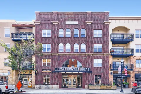 750 Mainstreet #218