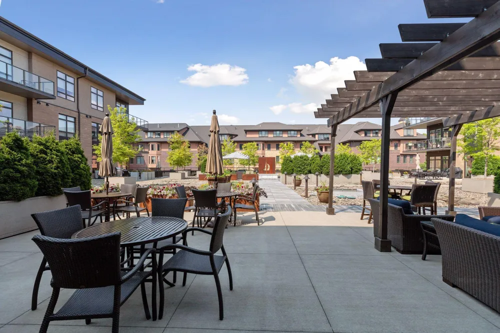 875 Lake Street #315 Wayzata, MN 55391