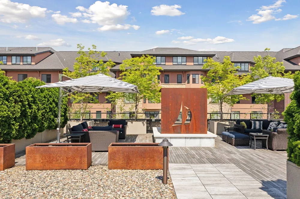 875 Lake Street #315 Wayzata, MN 55391