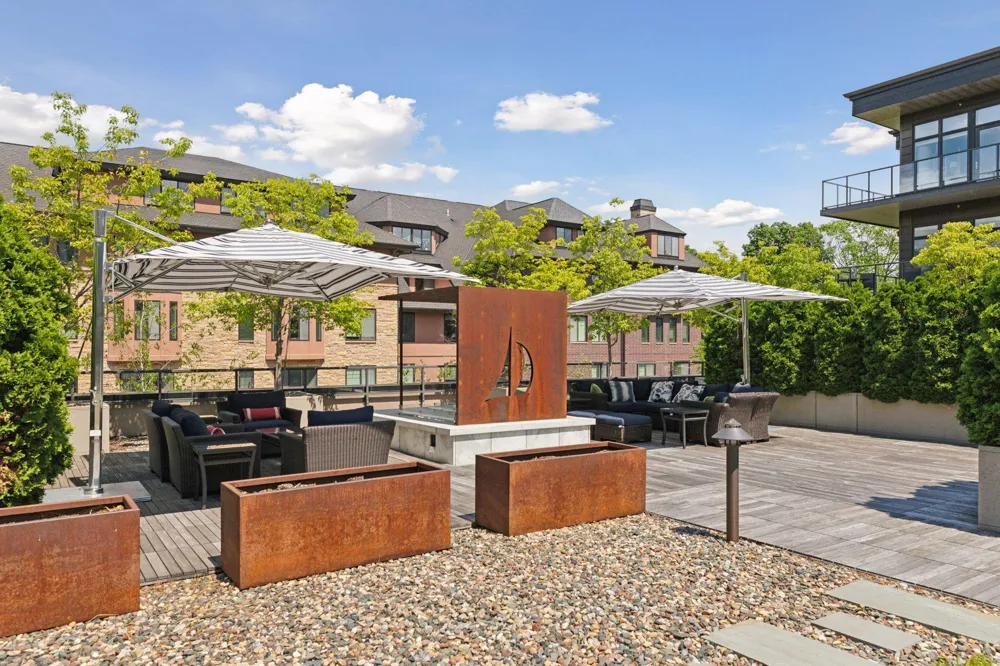 875 Lake Street #315 Wayzata, MN 55391