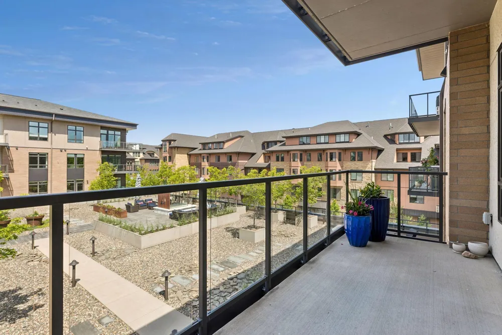 875 Lake Street #315 Wayzata, MN 55391