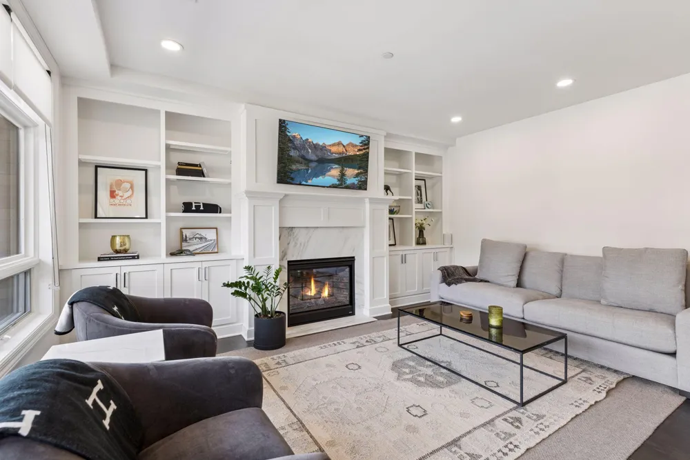 875 Lake Street #315 Wayzata, MN 55391