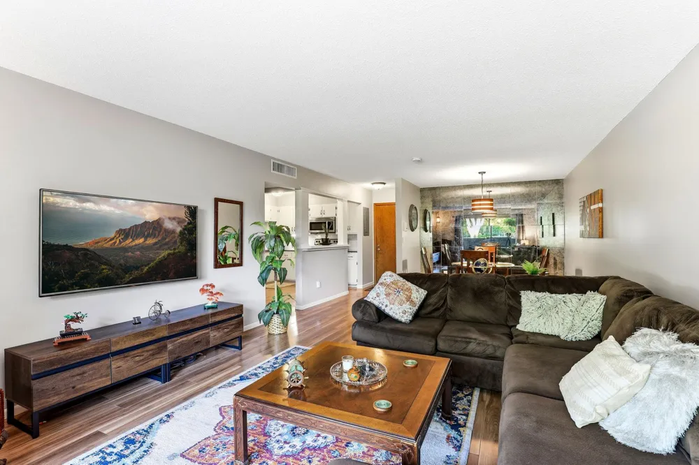 705 E Burnsville Parkway #114 Burnsville, MN 55337
