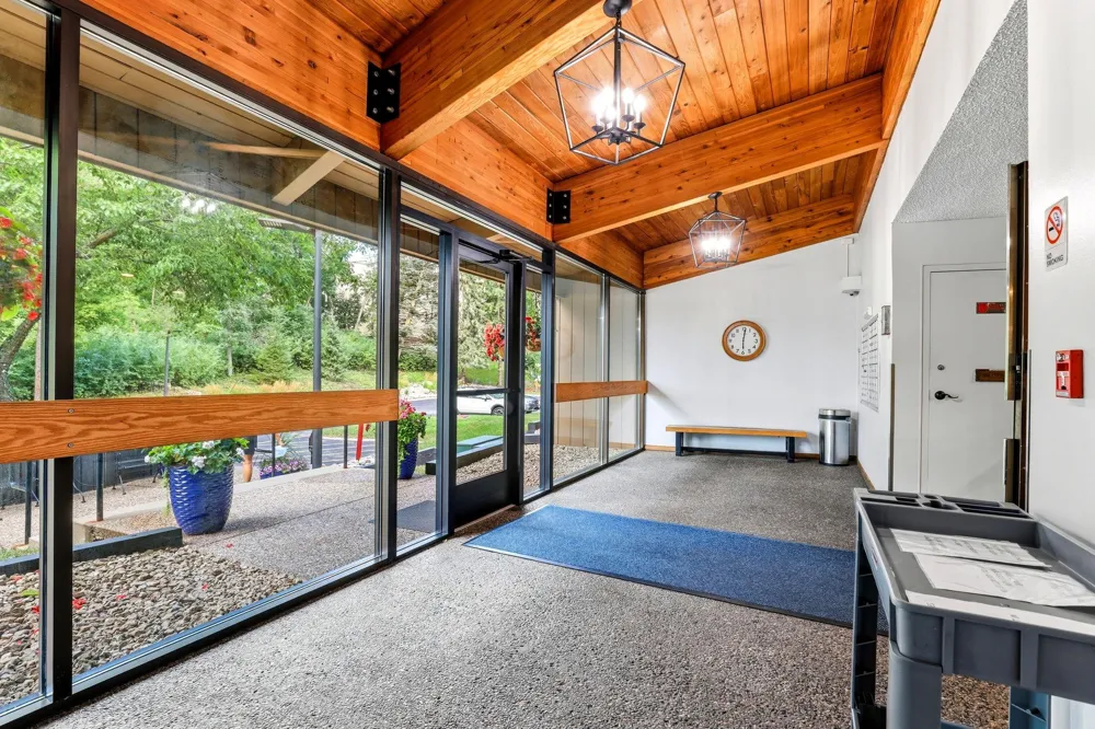 705 E Burnsville Parkway #114 Burnsville, MN 55337