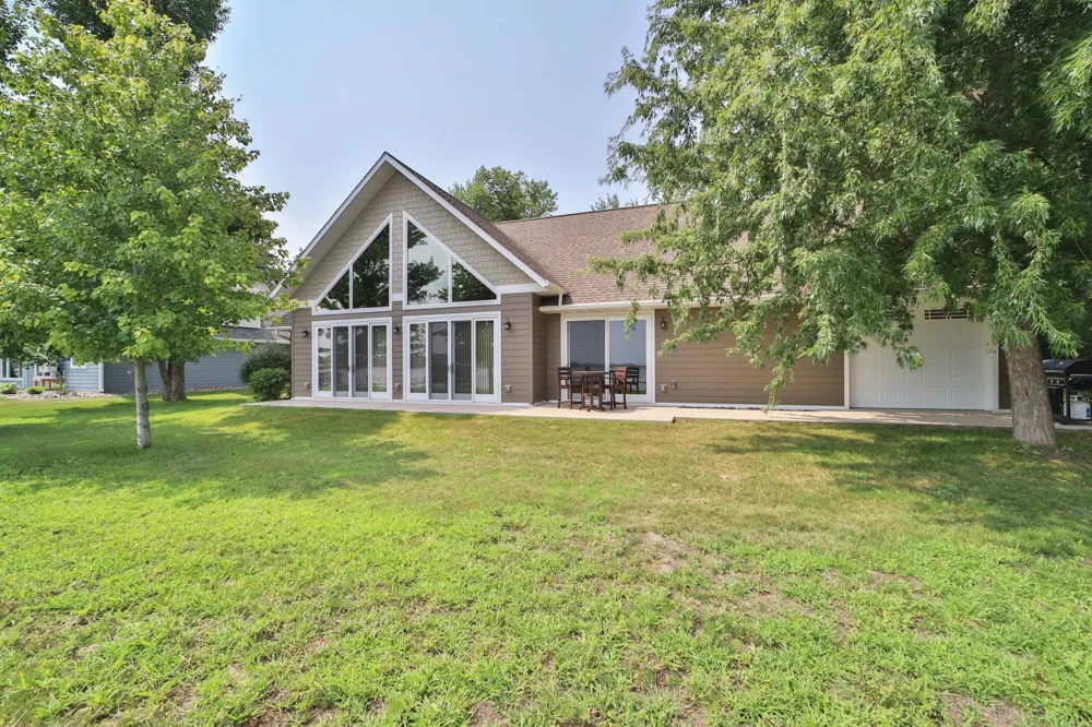 9362 Dorothy Avenue Brainerd, MN 56401
