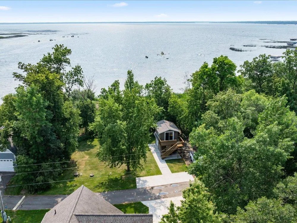 9362 Dorothy Avenue Brainerd, MN 56401