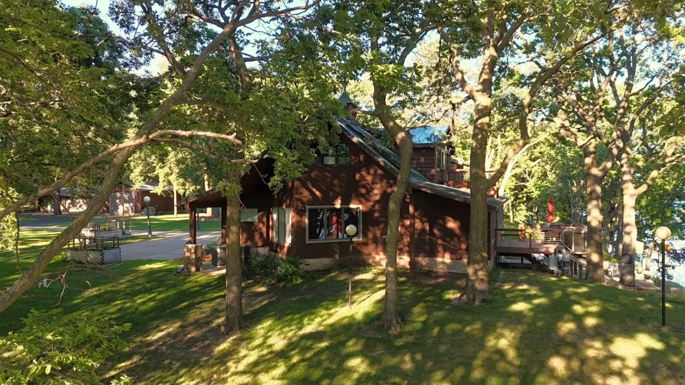 9881 Shore Drive Spicer, MN 56288