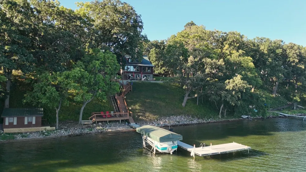 9881 Shore Drive Spicer, MN 56288