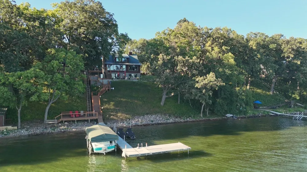 9881 Shore Drive Spicer, MN 56288