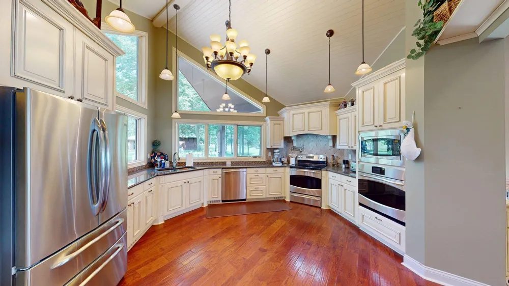 9881 Shore Drive Spicer, MN 56288