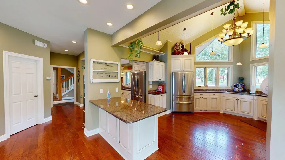 9881 Shore Drive Spicer, MN 56288