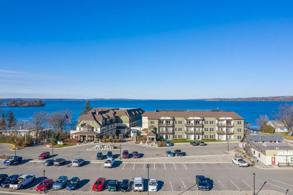 500 Cleveland Boulevard Unit #2200 Walker, MN 56484