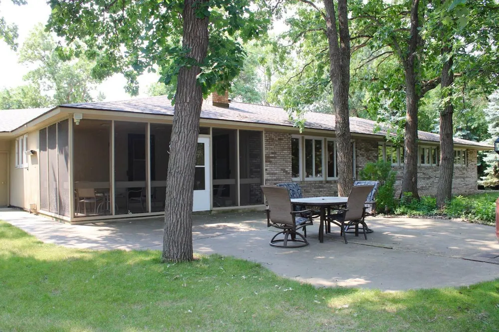 911 Oakmont Drive Thief River Falls, MN 56701