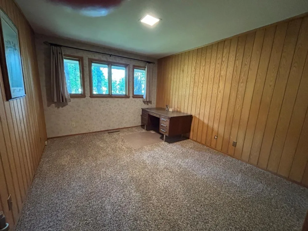 911 Oakmont Drive Thief River Falls, MN 56701