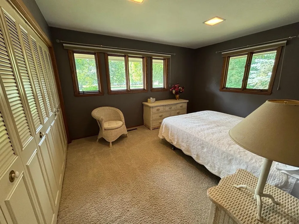 911 Oakmont Drive Thief River Falls, MN 56701