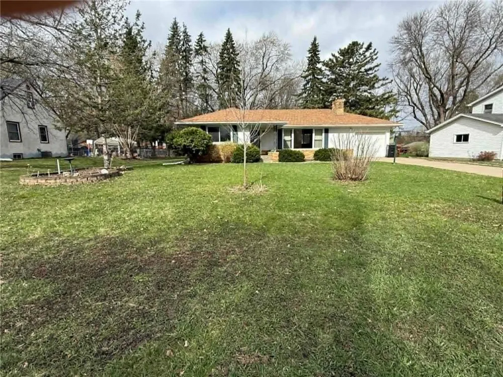 2187 Burr Street Maplewood, MN 55117