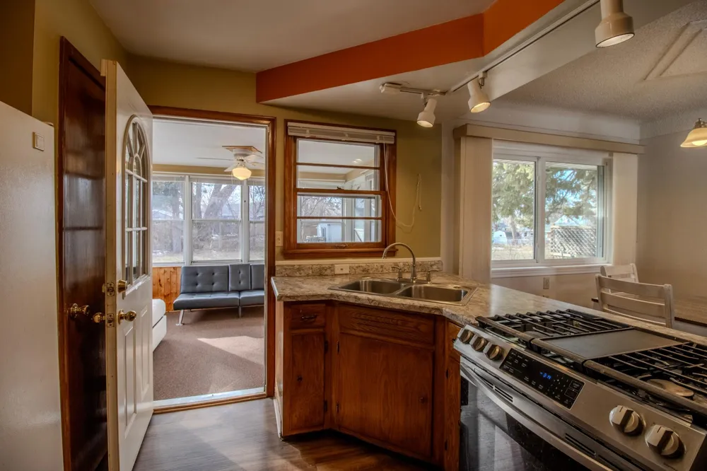 2187 Burr Street Maplewood, MN 55117