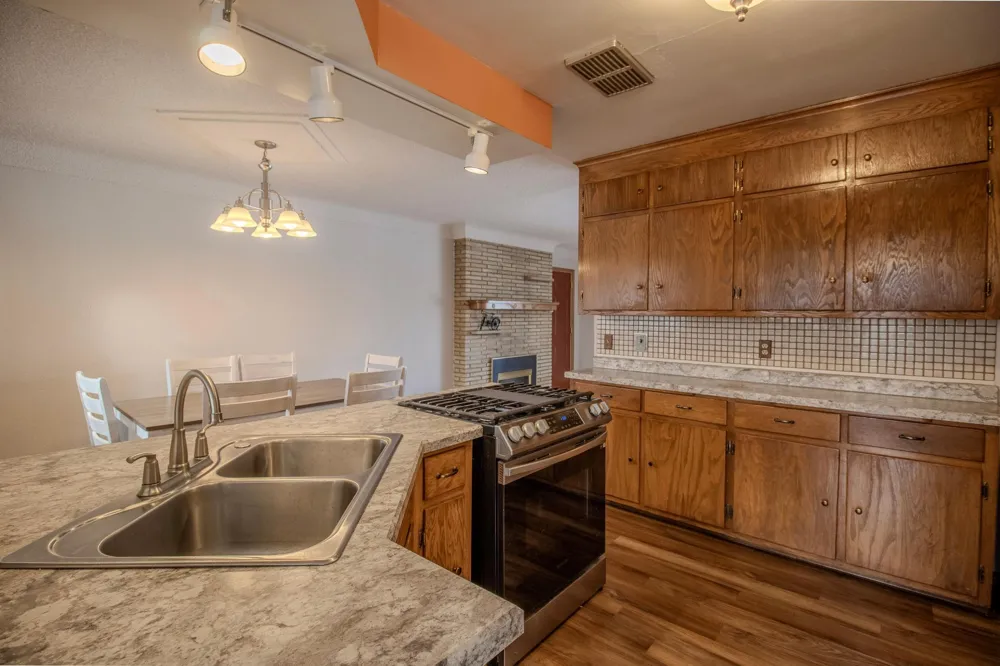 2187 Burr Street Maplewood, MN 55117