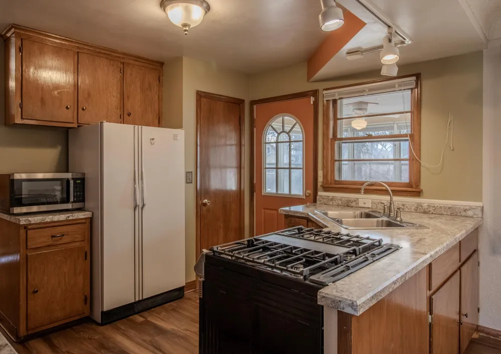 2187 Burr Street Maplewood, MN 55117