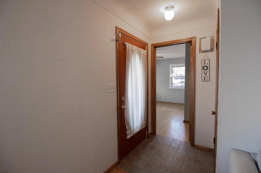 2187 Burr Street Maplewood, MN 55117